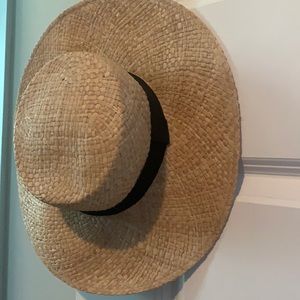 Altar’d state straw hat wide brim/black detail